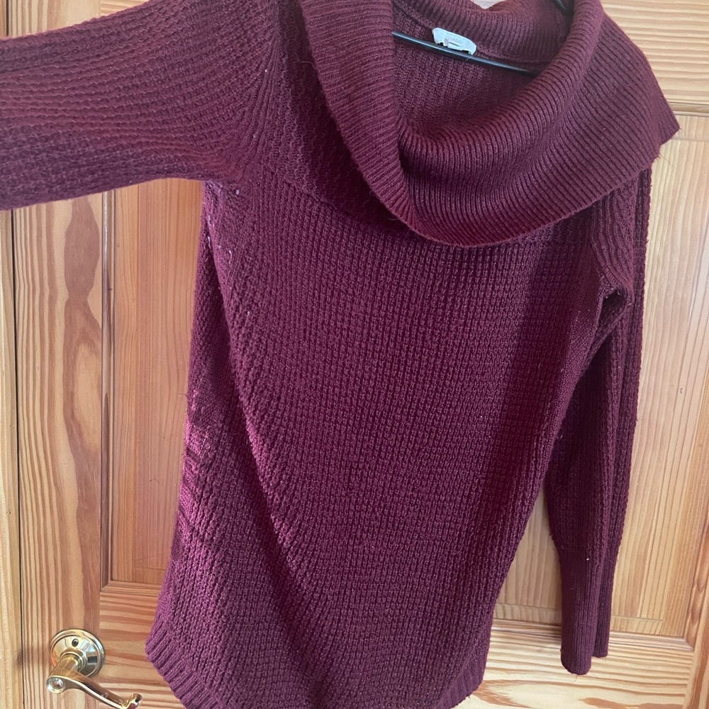 Women's Burgundy Sweater